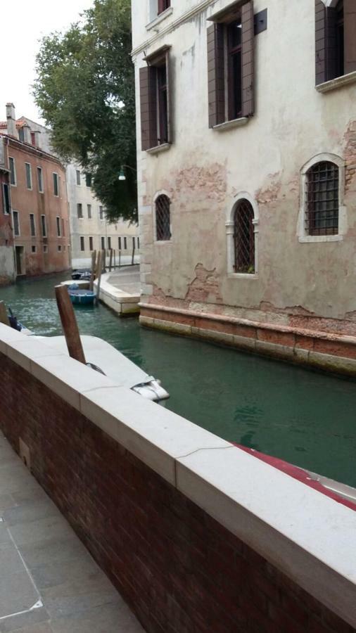Leone Marciano Venice Apartment Independent And Private Entrance Exterior foto